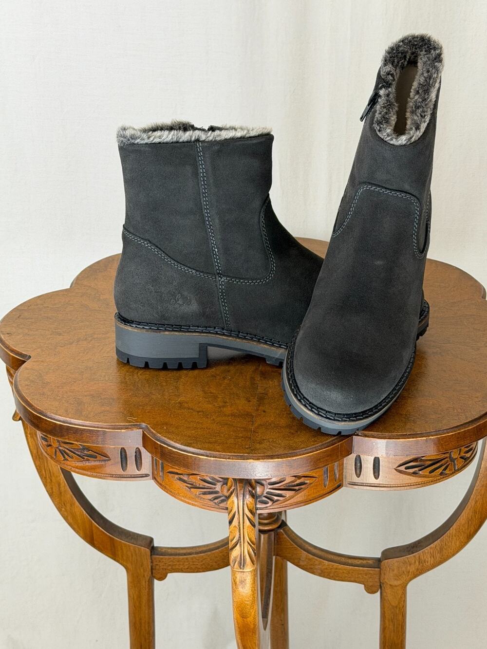 NIB Bos & Co Caleb Charcoal Waterproof Suede Faux Fur Boot Womens #0293 EU 40